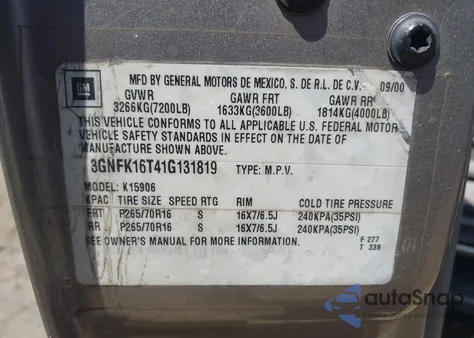 2001 Chevrolet Suburban 1500 Lt z USA, uszkodzony, nr VIN 3GNFK16T41G131819